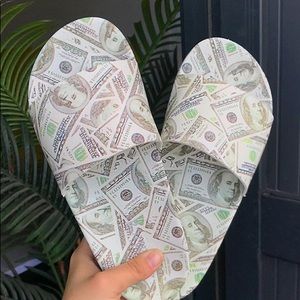 Money Print sandals